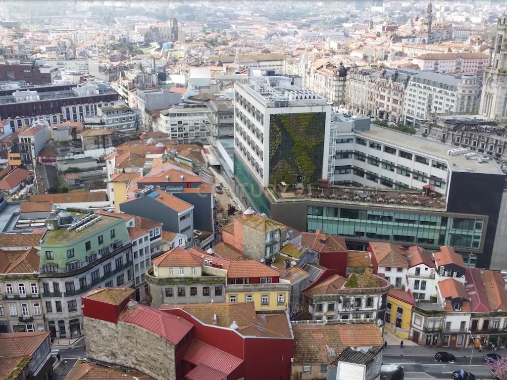 Prédio Histórico no centro do Porto - Image 38